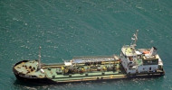 Somali Pirates fire shots on hijacked oil tanker