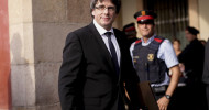 Catalan leader ‘assumes mandate for independent state’ but asks to suspend declaration
