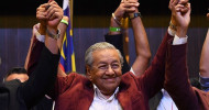 In historic victory, Malaysia’s opposition wins majority in parliament