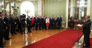 Putin talks past & future challenges, thanks incumbent cabinet ahead of inauguration