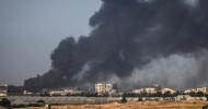 Israel surrounds S. Gaza’s Khan Younis, strikes Red Crescent HQ